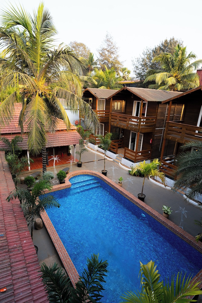 Surf House Beach Resort