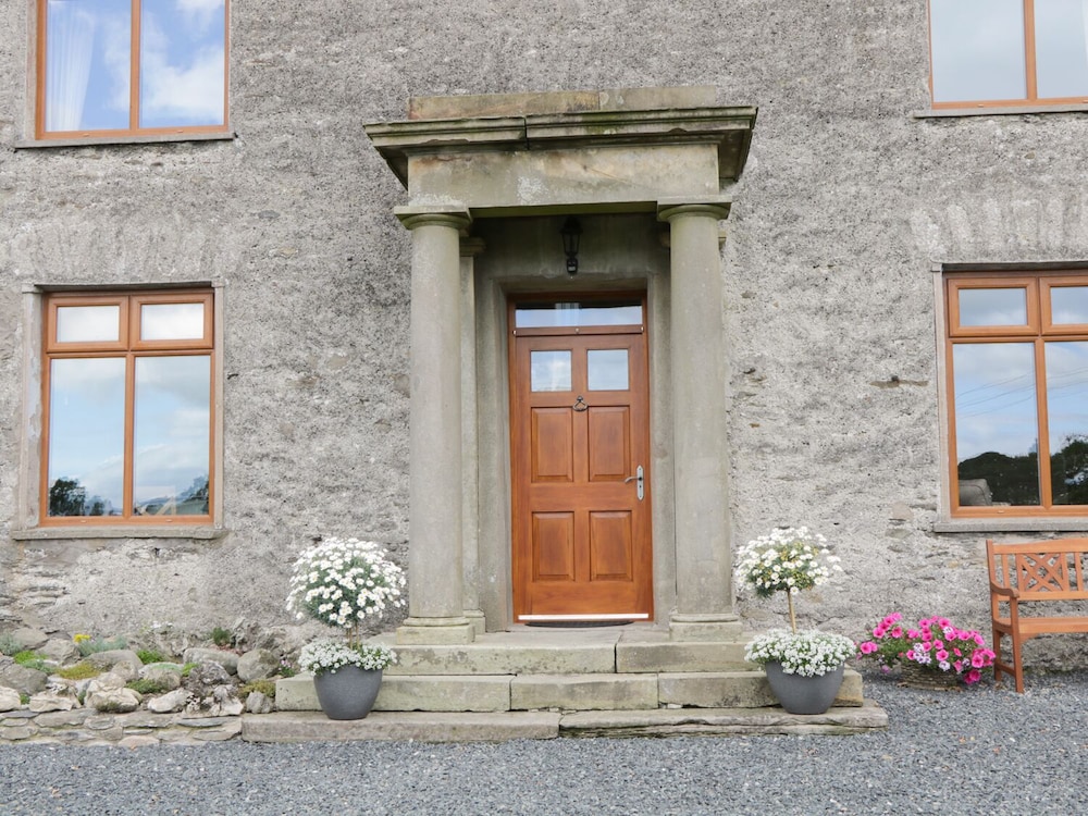 Longwell House