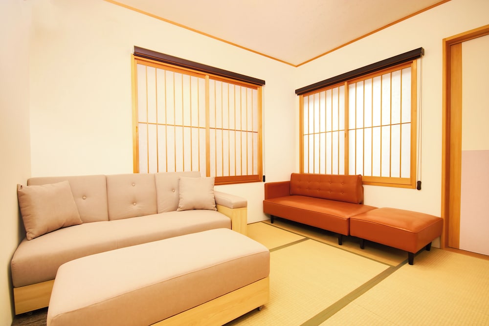 Asakusa Ryokan Vacation Rental Tokyokoso