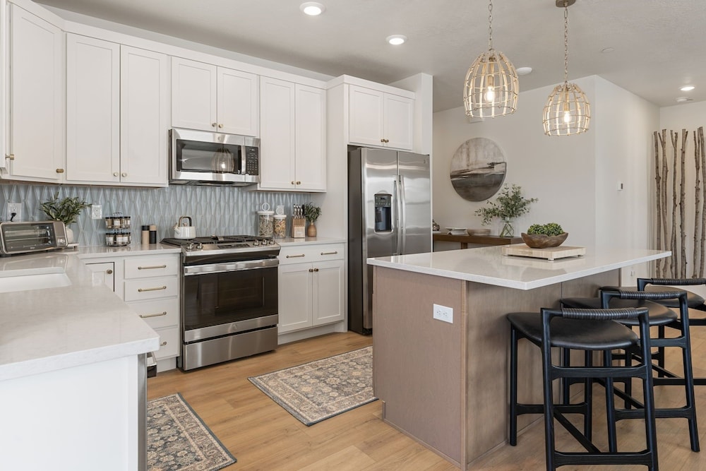 Ivory Shores 3 Bedroom Condo