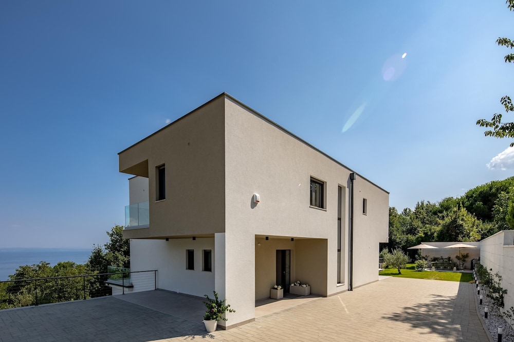 Casa Calme With Spa And Gym