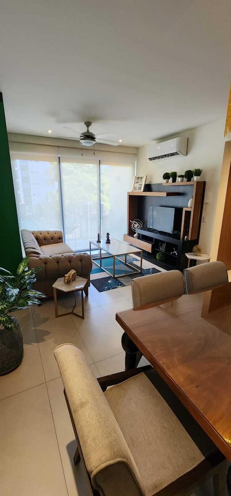 Roma 240 Versalles by Tovigo Rentals