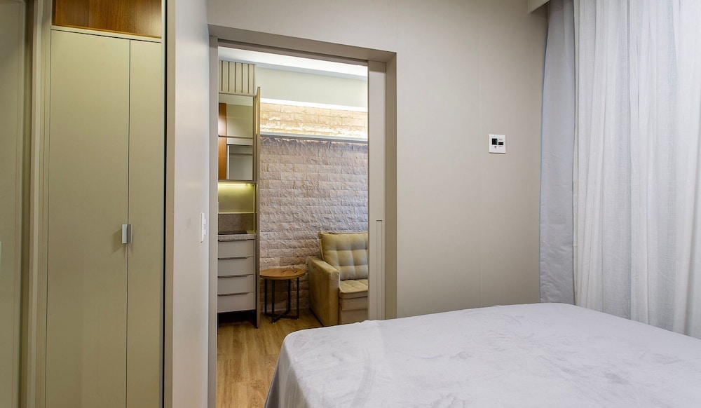 Comfort & Convenience 200m From the Beach! Hba0309