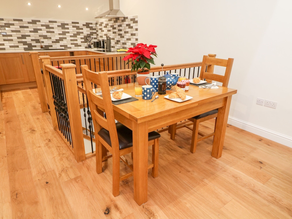 Macaw Cottages No 4