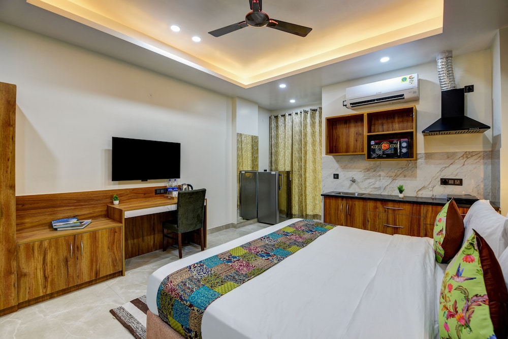 MEHU RESIDENCY