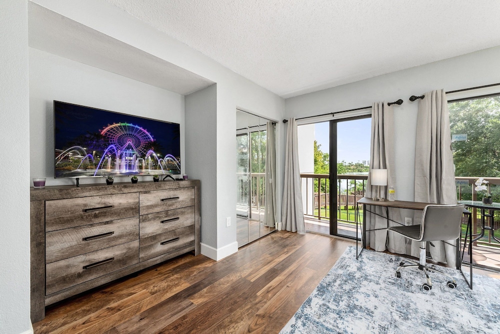 The Enclave Hotel and Suites
