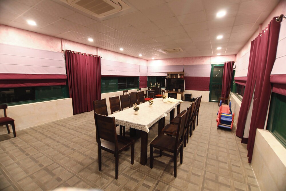 Meetings & Events