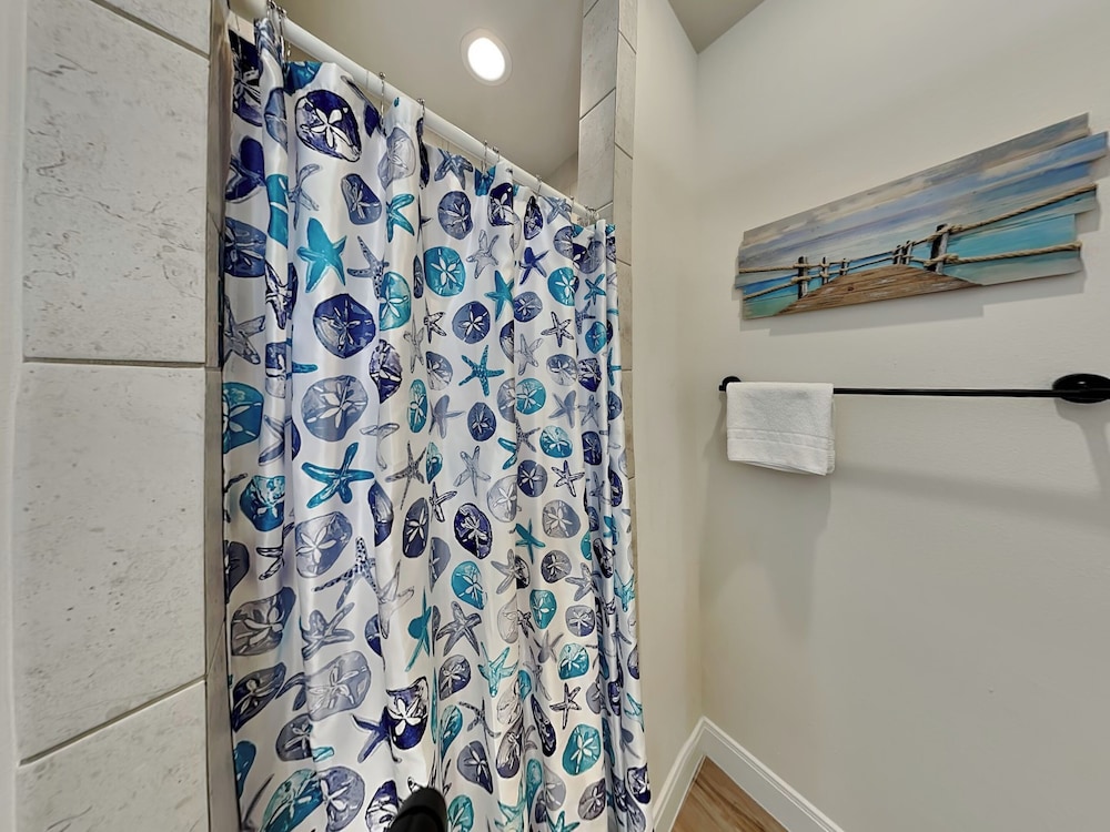 Coastal Zest by Silver Sands Vacation Rentals
