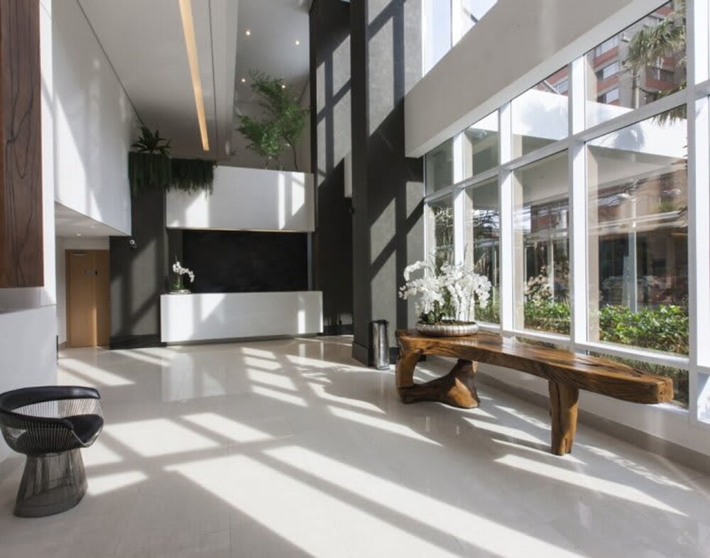 La Residence Blanc Exclusive Beautiful 1 BR in Vila Olimpia