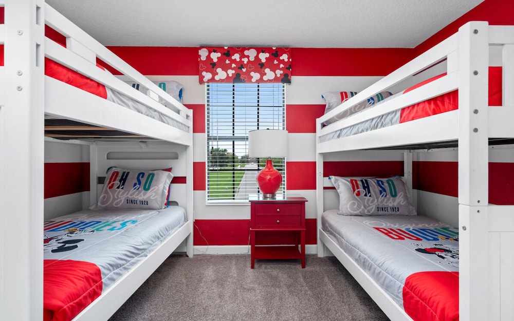 Club Cabana at Champion Gates Sleep 18 - Image 2