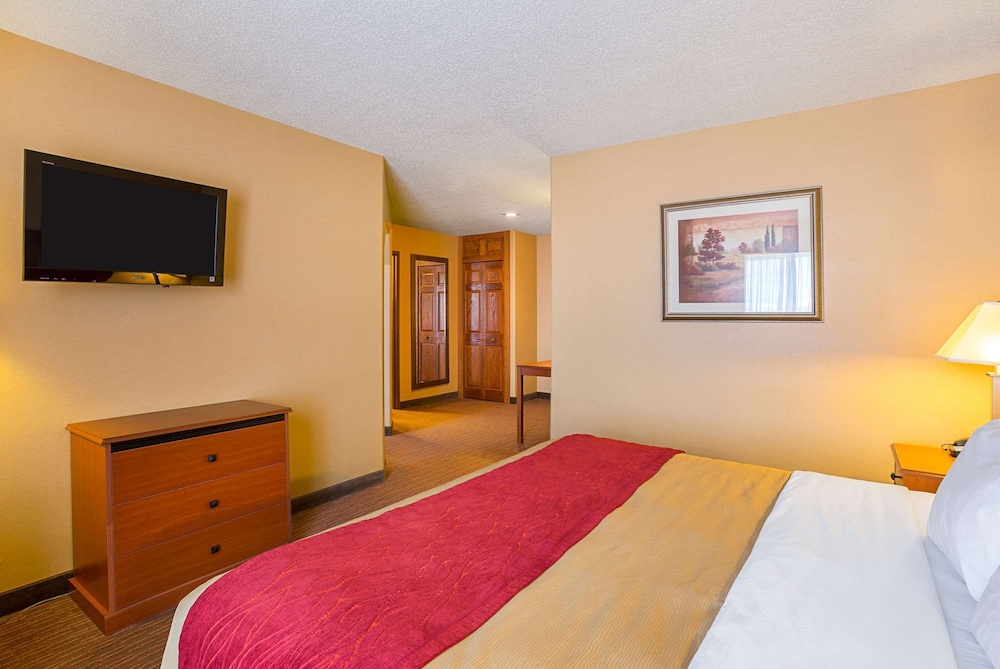 York Vacations - Quality Inn - Property Image 3