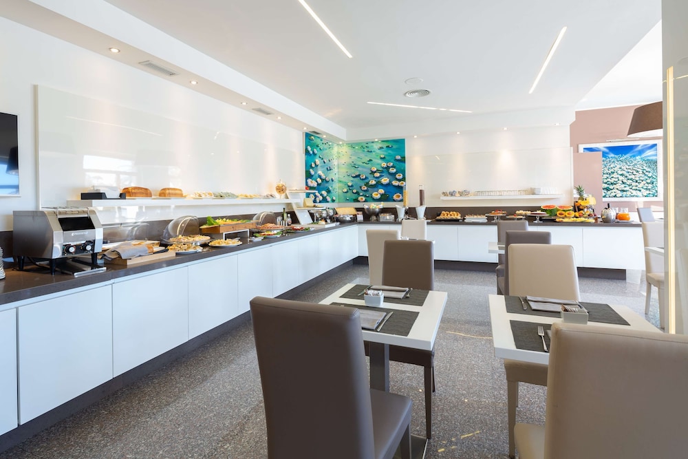 Rapallo Vacations - Best Western Plus Tigullio Royal Hotel - Property Image 1