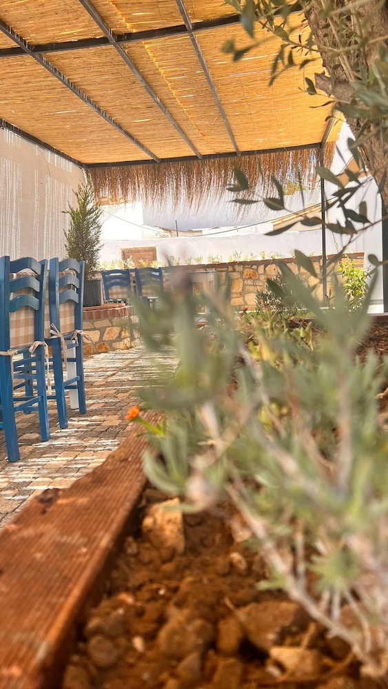 İrinikos Otel - Image 40