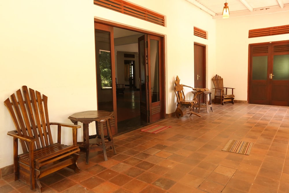 Mango Tree Rest