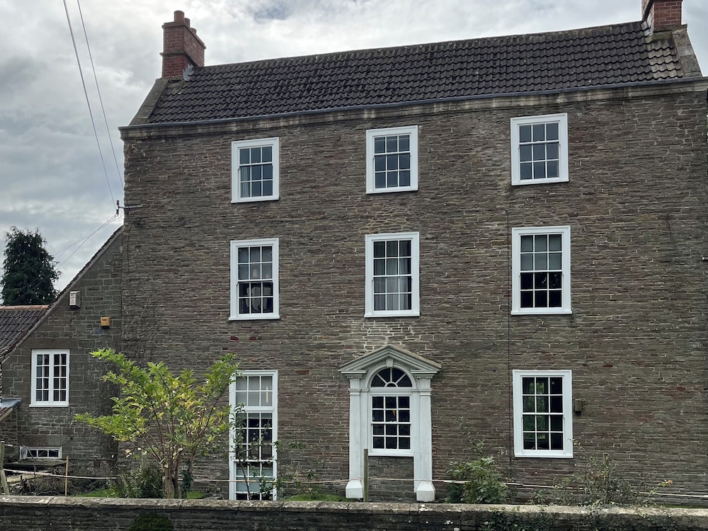 Humphreston House
