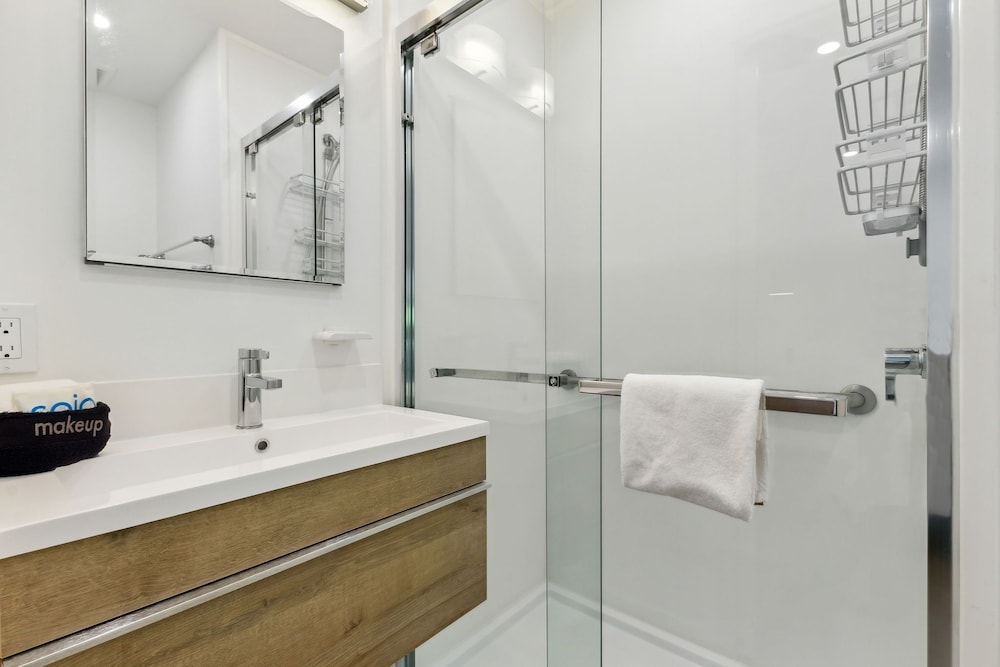 161 S Fletcher 5 Bedroom Home