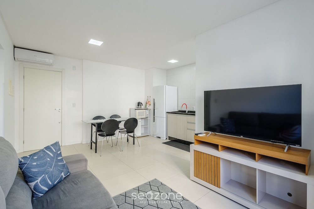 Apart With Barbecue 600m From the Beach Gen0102