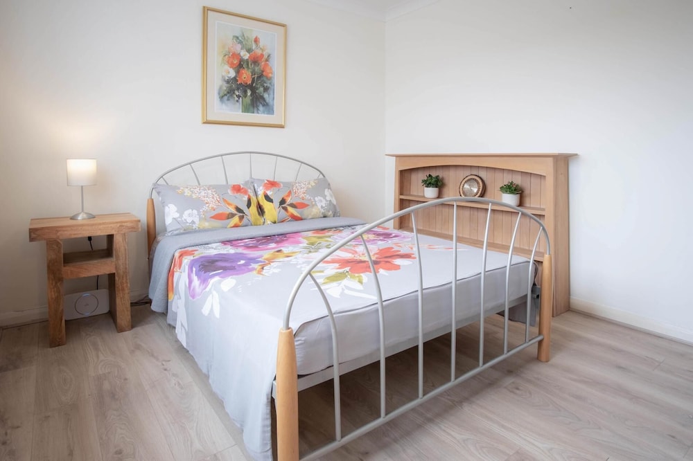 Longview - 4 Bedroom Holiday Home - Pembroke Dock