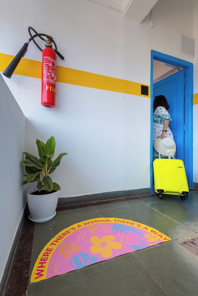 goSTOPS PLUS Goa, Panaji