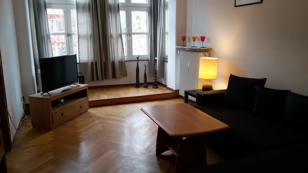 Apartments Bahri