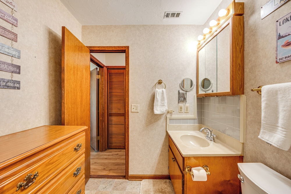 Lake Talquin Townhome at Whippoorwill Lodge!