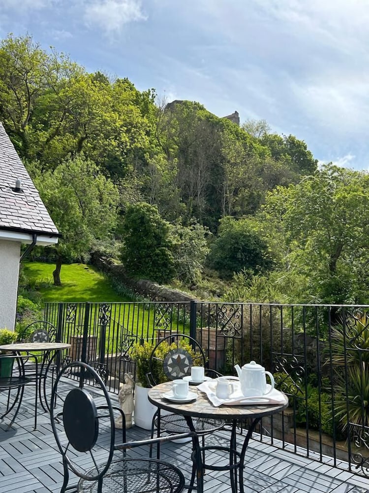 Castlecroft