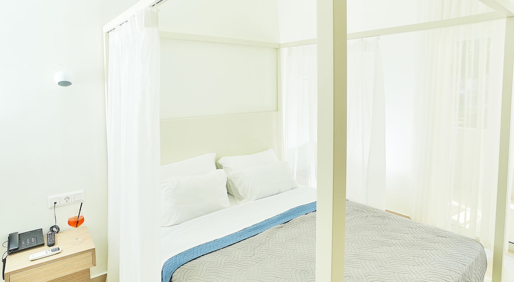 Inspira Boutique Hotel -Adults Only photo 2