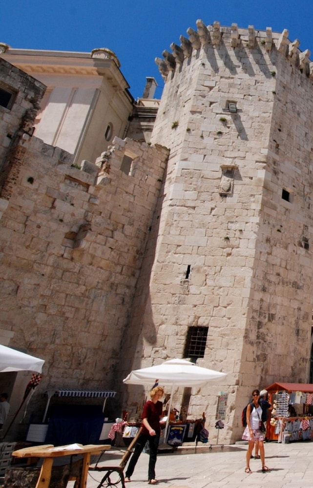 Photo 44