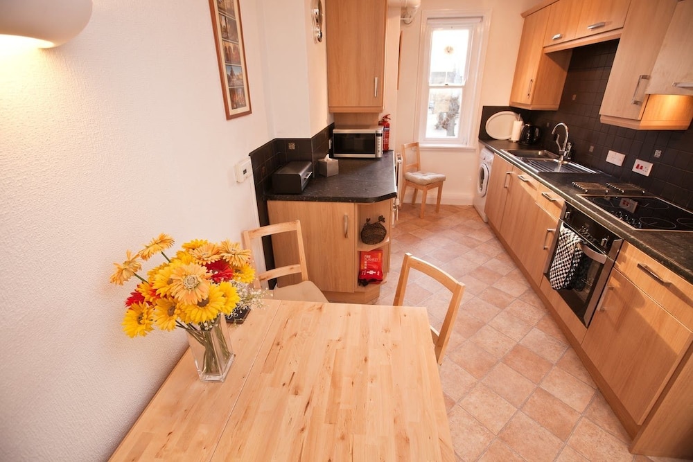 Sherborne Vacations - Abbey Court - Property Image 19