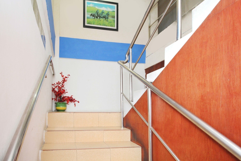 Serena Anggrek Hotel