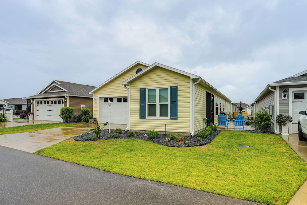 Pool & Golf Access: Vibrant Home in The Villages!