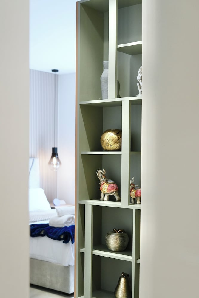 ADN Apartments and Studios