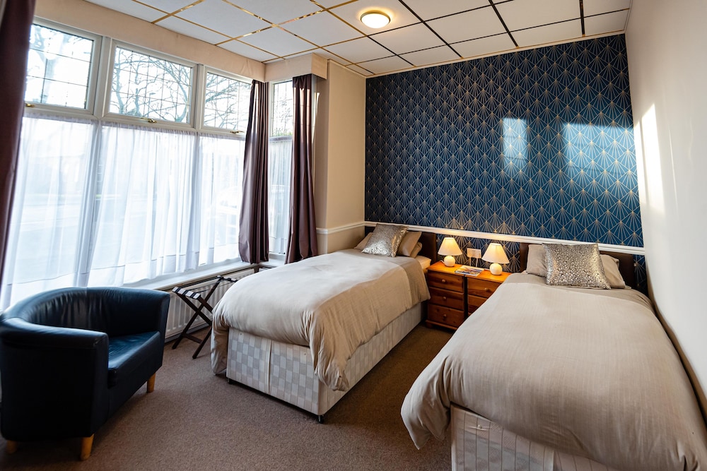 Hartlepool Vacations - Aarondale Guest House - Property Image 14