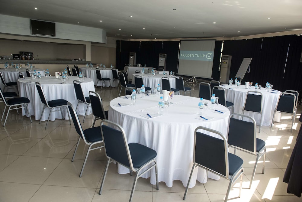 Golden Tulip Essential Kimbima Freetown