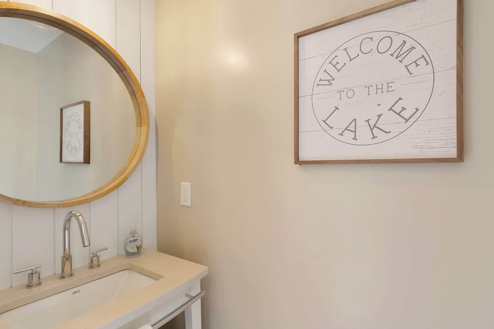 Abbey Springs - Private Community & Amenities!