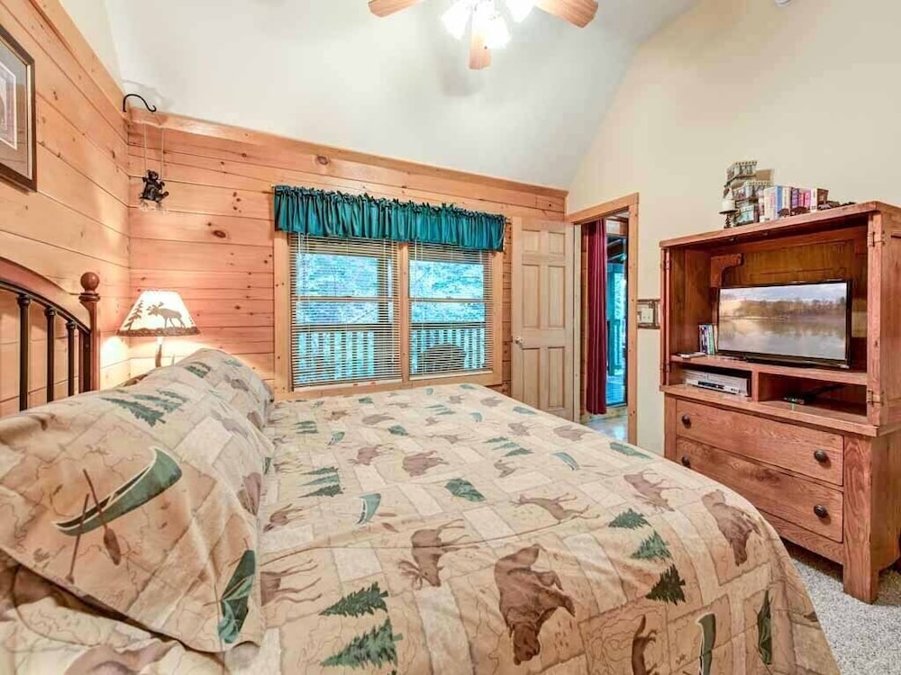 Idle Days by Jackson Mountain Rentals view 3