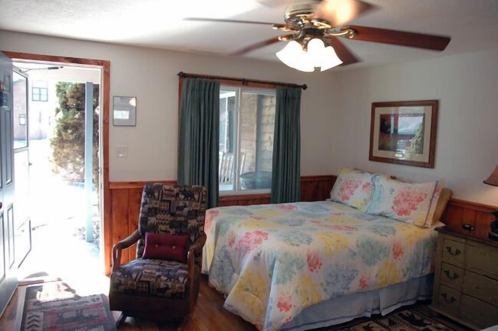 The Homestead Inn