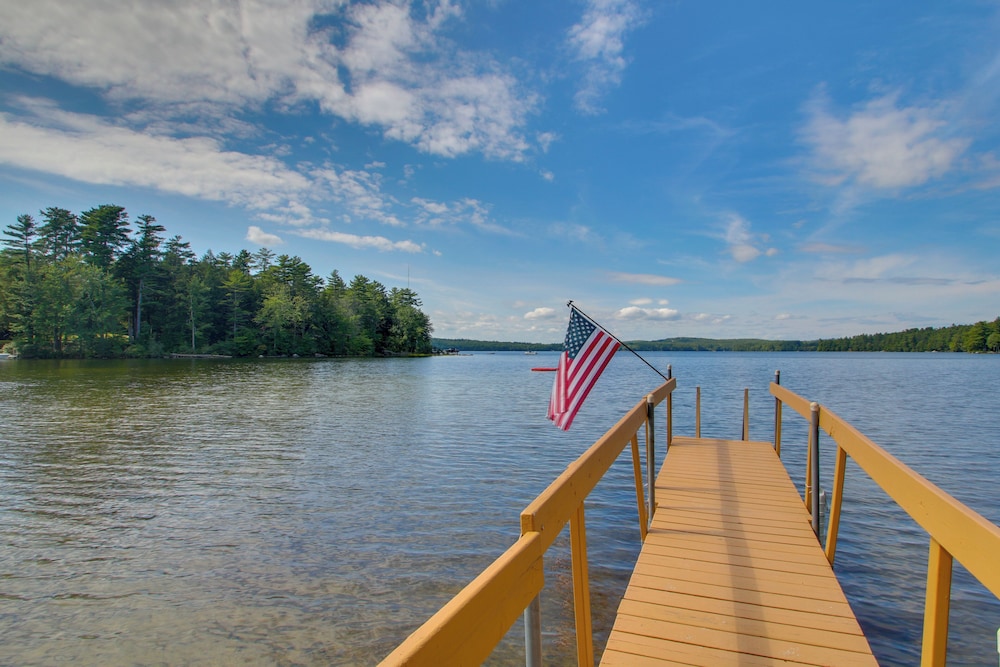 'the Acres' Panther Pond Cabin w/ Beach & Dock!