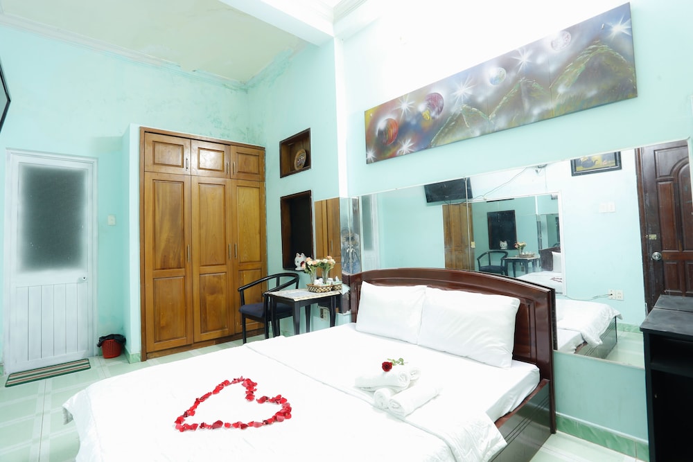 OYO 1140 Hong Luc Hotel