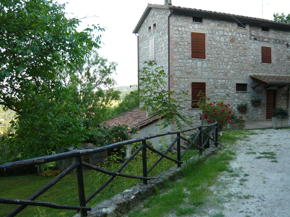 Photo 18