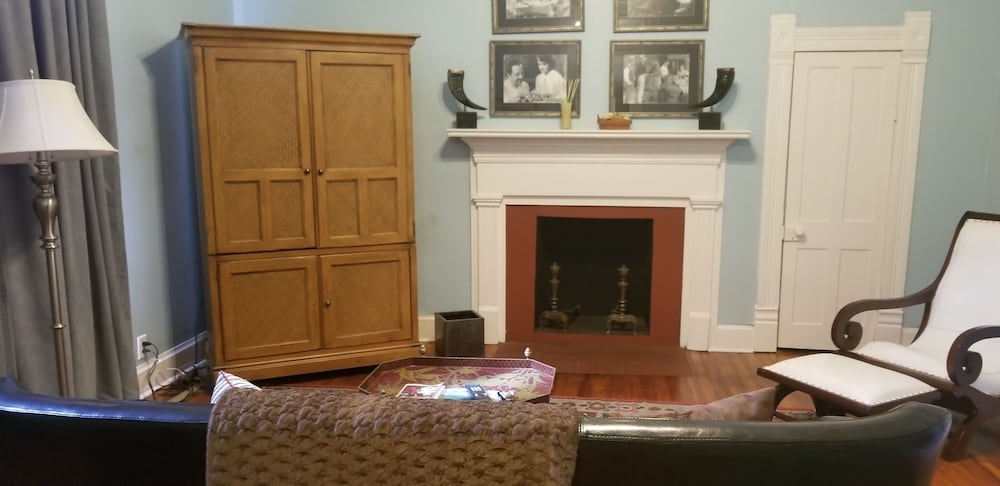 Downtown Guest Quarters Hotel