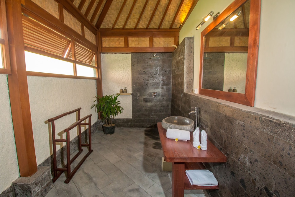 Villa Waturenggong Ubud view 4
