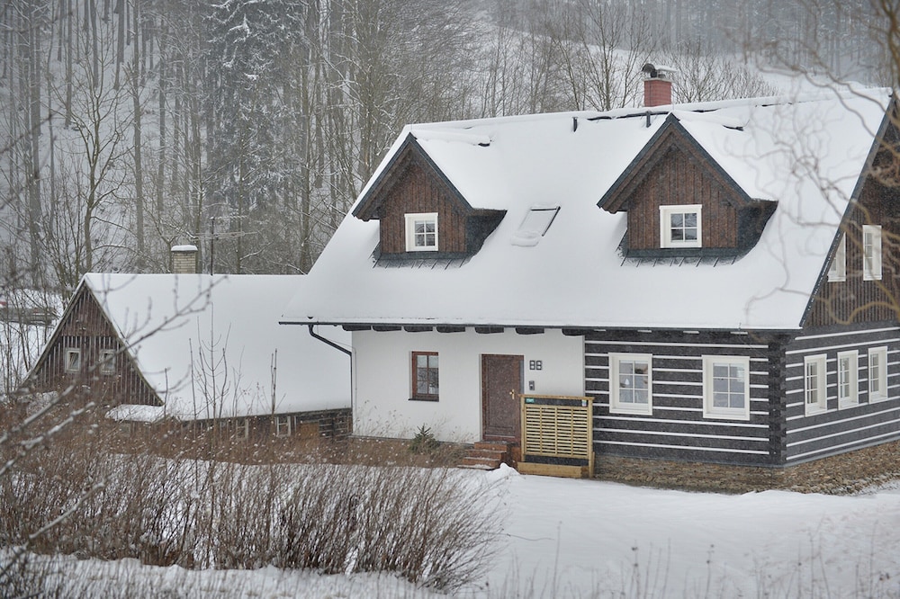 Villa in Austria Near Ski Slopes & Sauna