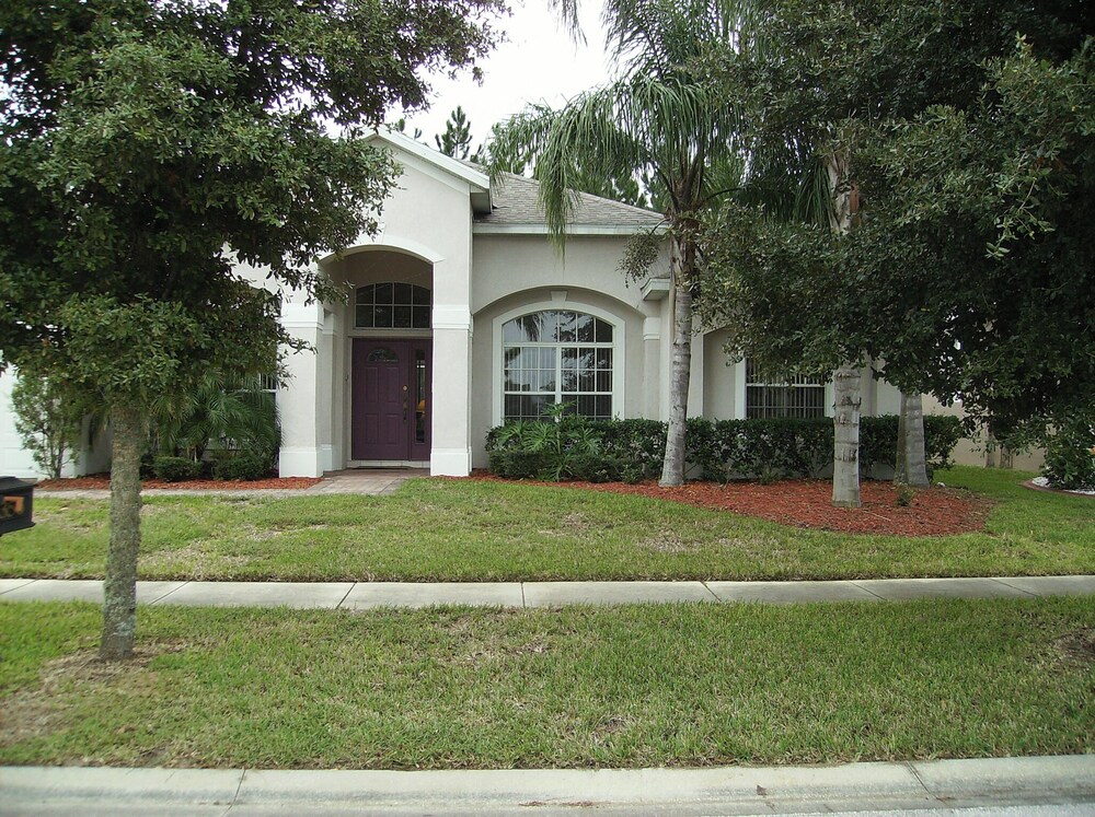 4 Bedroom Budget Home With Private Pool