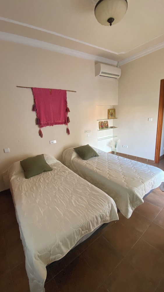 Room-🌿algarrobo Room, Your Corner of ca