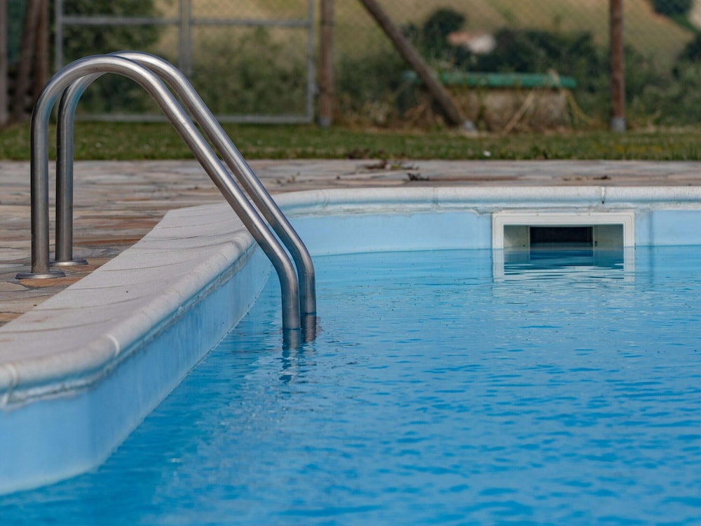 Farmhouse in Marche With Pool & Wine Tours