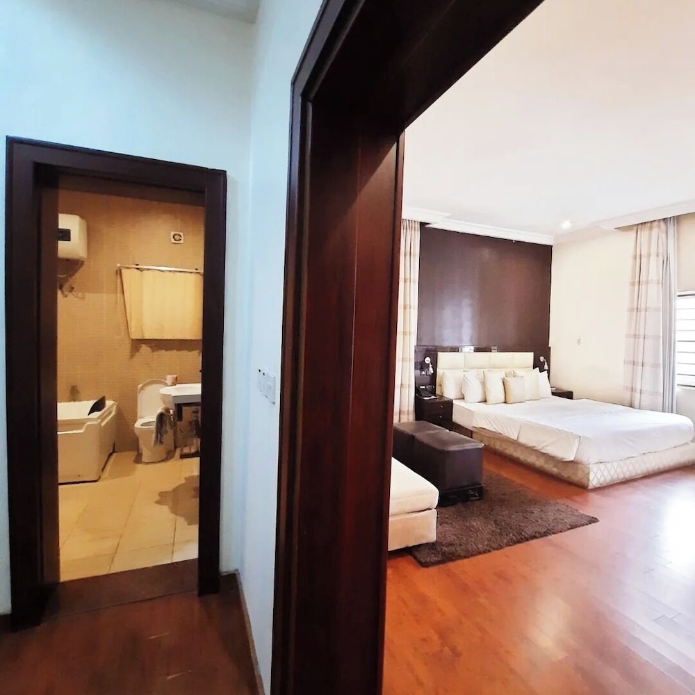 NiCotel Apartments