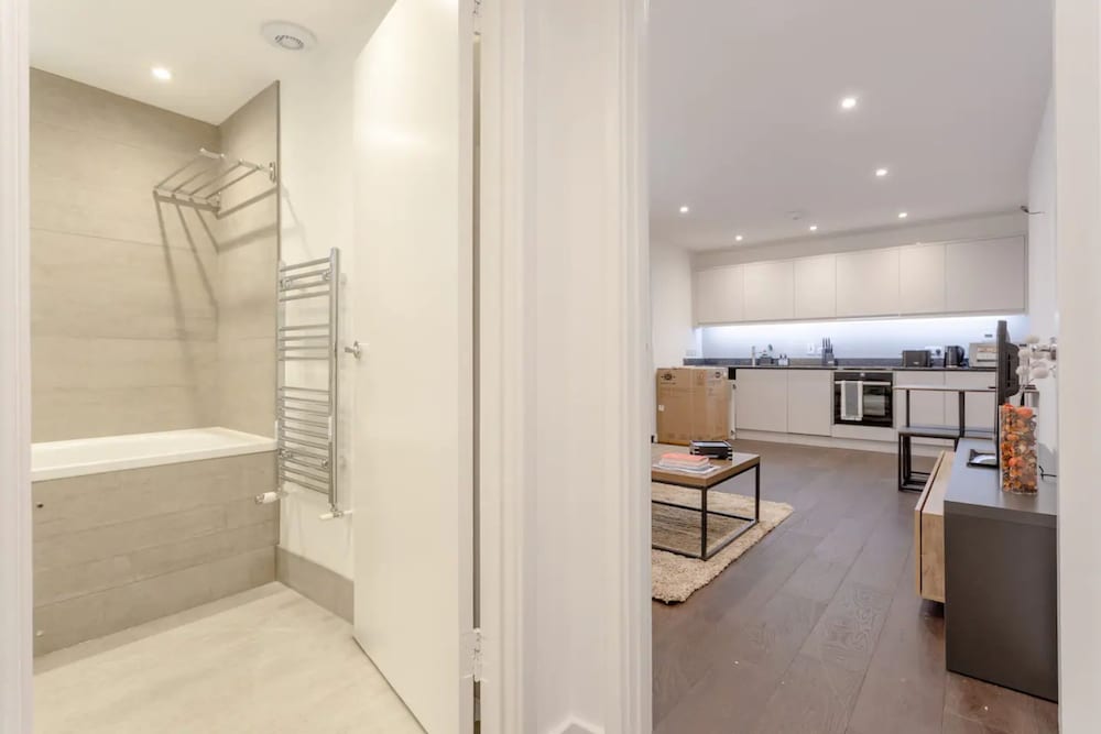 Modern Flat in the Heart of West London