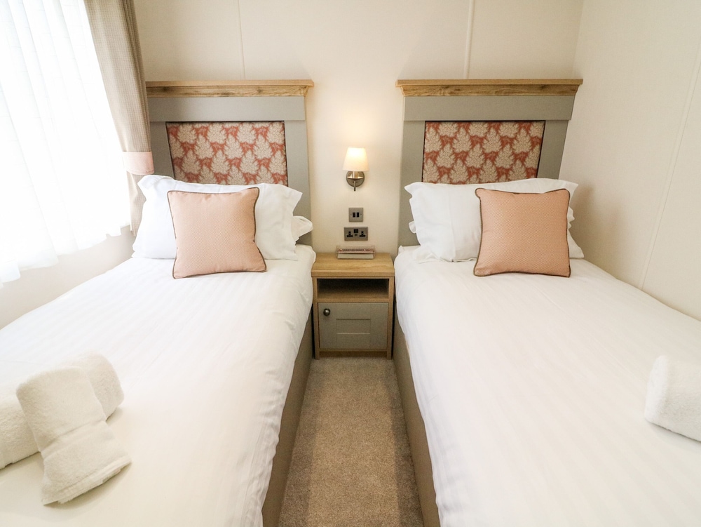 Curlew Lodge