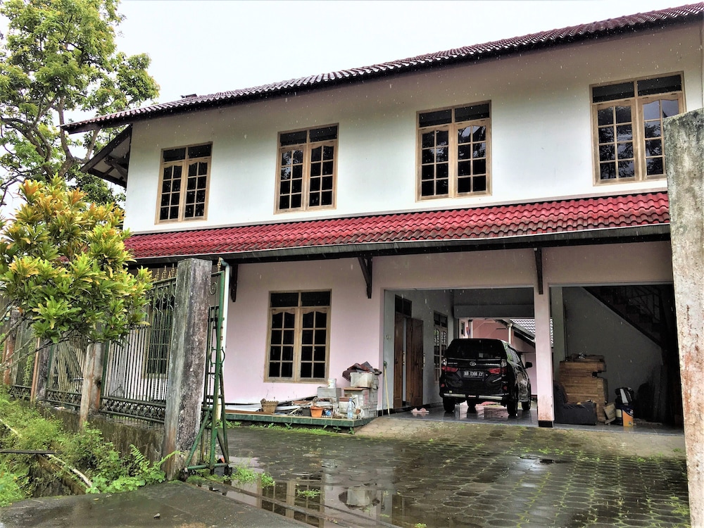 Penginapan Cipto Wening